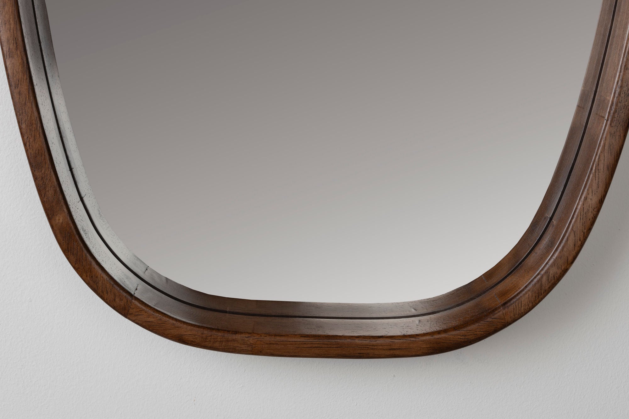 Nyko Brown Wood Rounded Oval Wall Mirror Medium
